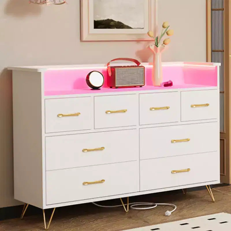 Comò con Presa di Corrente, Comò in Legno a 8 Cassetti per Camera da Letto, Cassettiera Moderna con Maniglie Dorate e Spazio di Archiviazione Aperto per Armadio, Ingresso