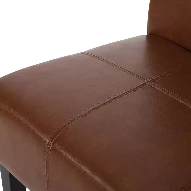Set di 2 sedie da pranzo imbottite in similpelle con cucitura a T, marrone cognac con gambe color espresso