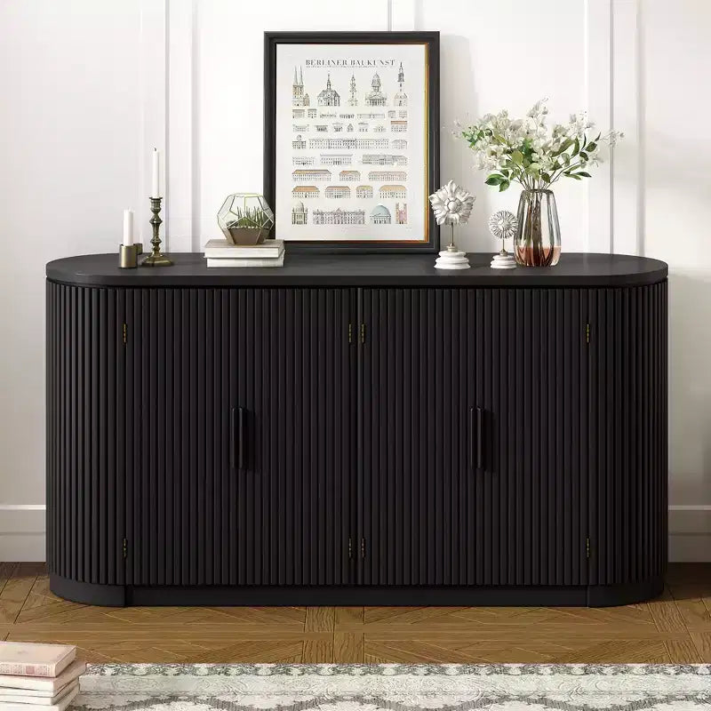 Credenza a 4 ante a strisce verticali da 160 cm con ripiani regolabili e maniglie in metallo per studio, ingresso o soggiorno